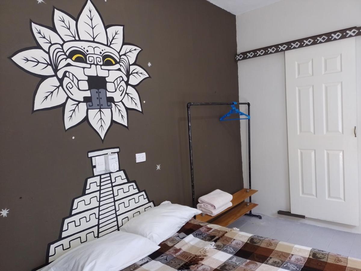 Hostel Blue Magic *